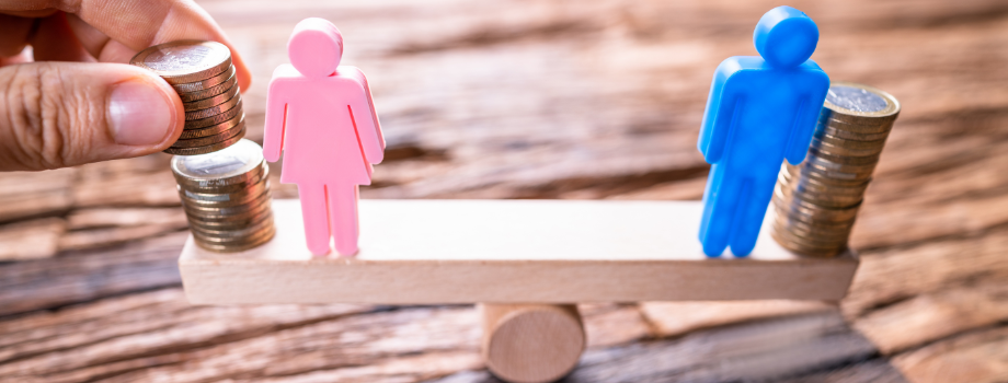 une silhouette de femme et d'homme sur une balance pour illustrer l'écart salarial