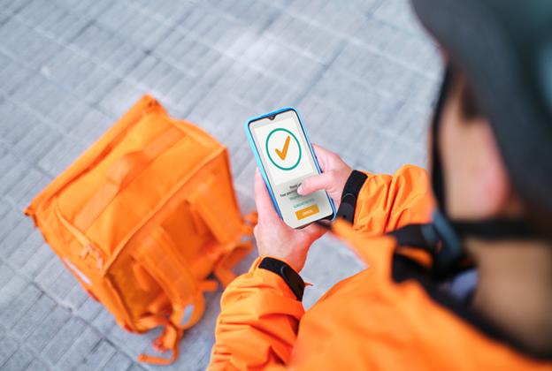 Vous travaillez comme coursier?